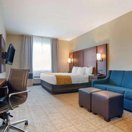 Comfort Suites