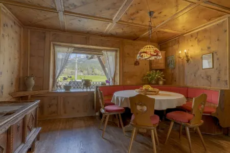 SR Apartments Gmbh Rabitschhof Отели в г. Гемайнде Зеефельд