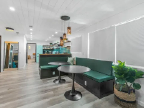 燭花旅館 卡羅爾縣酒店