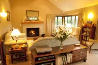 Whakaipo Lodge Hotels in Kinloch