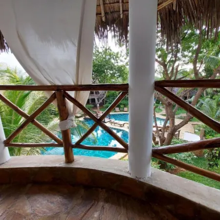 Marine Holiday House