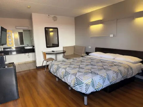 Motel 6 Joliet, IL - I-80 Các khách sạn ở Joliet