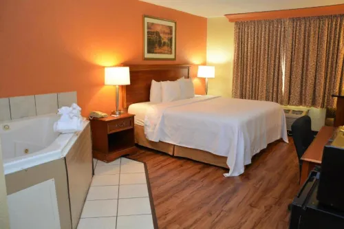 Buckeye Inn Express - Gym