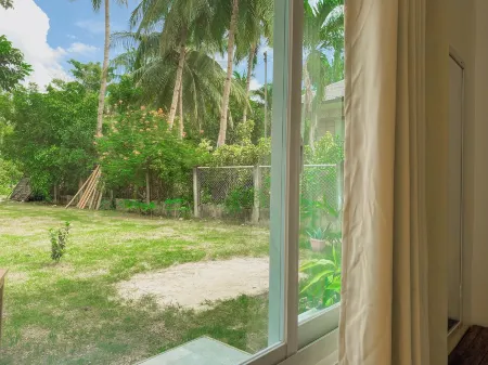 Avila's Horizon Dive Resort Santander Отели рядом с достопримечательностью «건우Gunwoo Dive Resort»