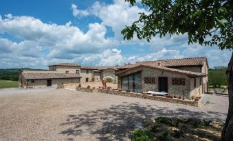 Il Borgo Apartment Pool, Wifi in Monteriggioni