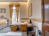 Teresa Rooms & Suites Hotel in zona La Spezia Migliarina