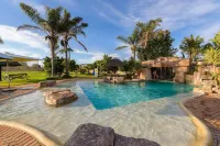 Formosa Bay - Pools