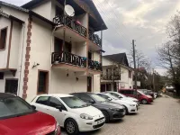Abant Dort Mevsim Konagi - parking
