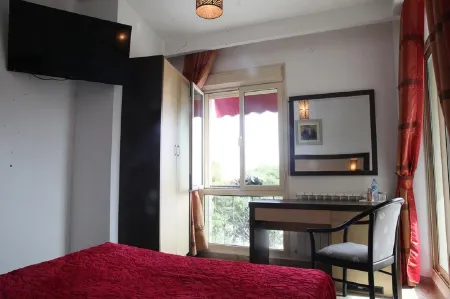 Telemly Hotel Отели рядом с достопримечательностью «La Vigie Alger»