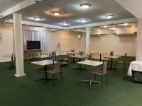 Knotts Crossing Resort Hotels in Katherine