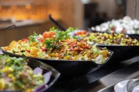 Bohemian Gardens Hotel - breakfast