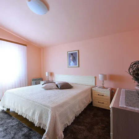 Villa Ivana ZadarVillas Hotels in Lisičić