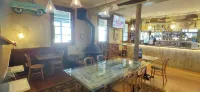 Metropolitan Hotel - bar