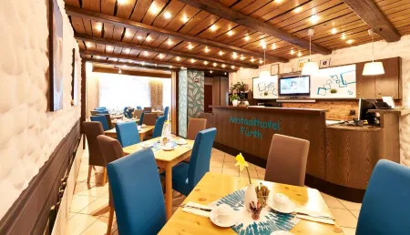 Altstadthotel Fürth Отели рядом с достопримечательностью «Stadttheater Fürth»