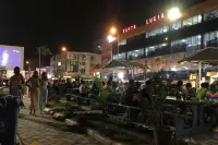 1 Bed Studio Sleeps 2 - Canal Views Balcony Wifi