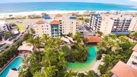 Seaforth Resort Отели рядом с достопримечательностью «Аквариум СИ ЛАЙФ Саншайн-Кост»