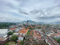 Well Appointed 1Br Apartment at Harvard Jatinangor Hotels in Jatinangor
