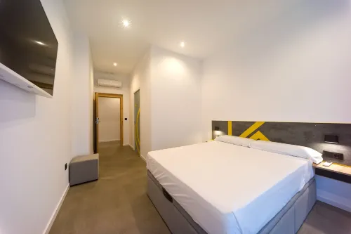 Konk Hostel Hotels in Atamaria