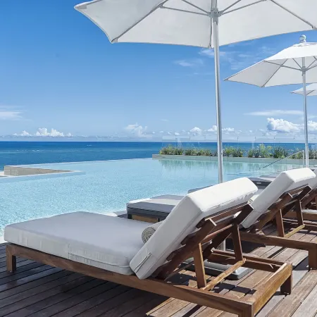 The Fives Oceanfront Puerto Morelos