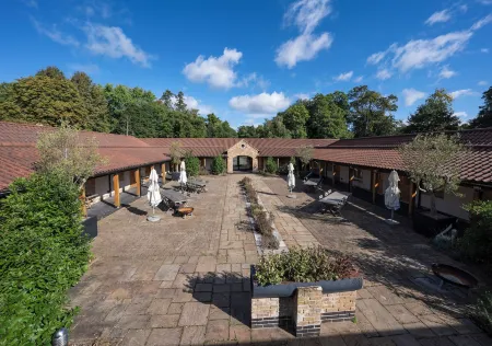 The Ridings at Theobalds Park Отели в г. Гоффс Ок