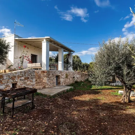 3686 Villa de Bellis by Perle di Puglia