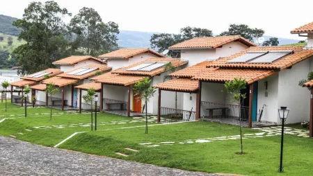 Pousada Vila do Lago - Vista Incrível, Café da Manhã e Piscina Aquecida Отели рядом с достопримечательностью «Paraiso Perdido»