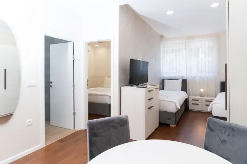 Ornament Hotel and Apartments فنادق في ستاري غراد