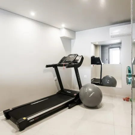 Wyz Athens Apartments by Upstreet