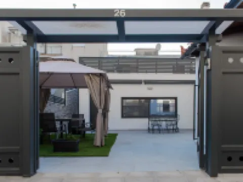 靠近機場海灘的Irene之家 斯帕塔-阿爾泰米扎住宿飯店