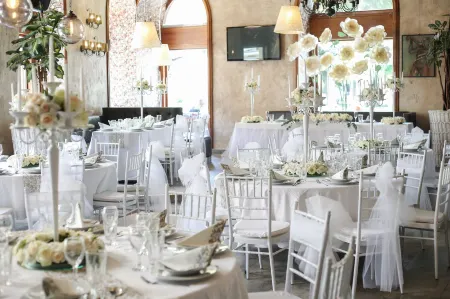 Hotel Grand Hedonist