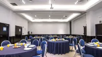 홀리데이 인 익스프레스 과이마스 바이 IHG 과이마스 호텔