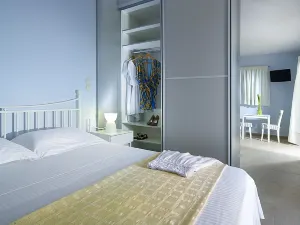 Xenia Residence & Suites