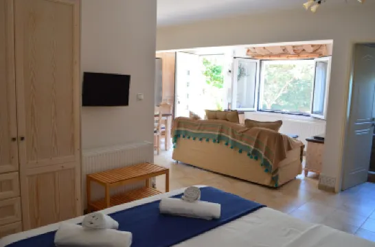 Blue Ark Aigeira Flat & Studio Hotels in 