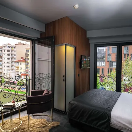 SennaCity Hotel Отели рядом с достопримечательностью «Принцевы острова»