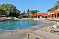 Sowell Family les Amandiers - Pools