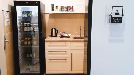 Hotel-Etage Apfelrot Отели в г. Эрдинг