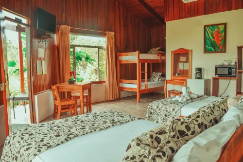 Brisas Arenal Hotel - 2-Star
