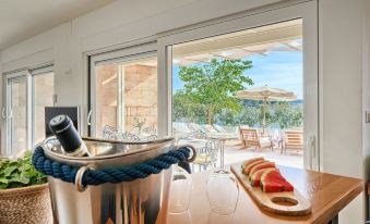 Livingstone Beach House