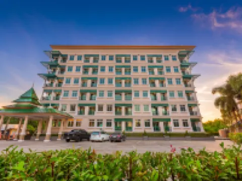 長青套房飯店 City Pillar Shrine （San Lak Muang）附近的飯店