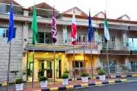 Golden Lili Resort & Spa Hotels near Aley Center