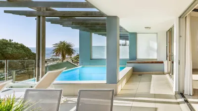 Blue Views Villas and Apartments Отели рядом с достопримечательностью «Столовая гора»