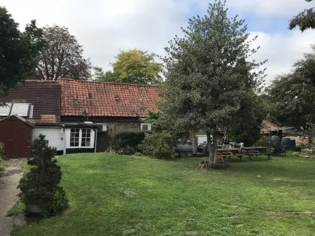 Harlow International Hostel Отели рядом с достопримечательностью «Парк Харлоу Таун»