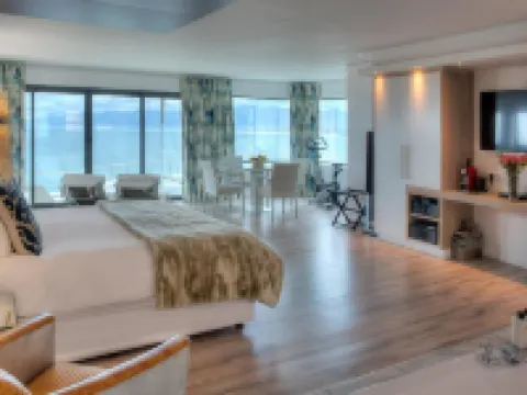 Sea Star Cliff Hotels in Overberg District Municipality