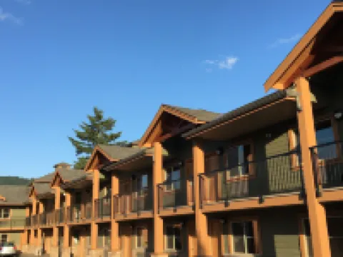 ヴェダー リバー イン チリワックのホテル