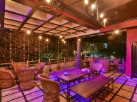Hoztel Jaipur Các khách sạn gần Bến xe buýt Sindhi Camp
