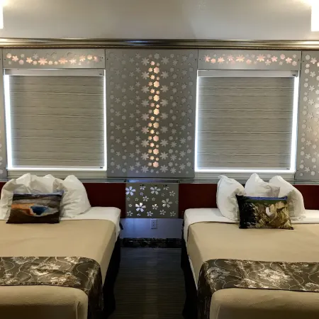 Lake View Suites