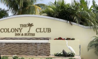 Colony Club Inn & Suites