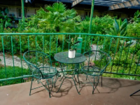 Family Garden Inn & Suites Hotel di Laredo