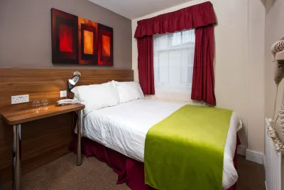 Dover Hotel - B&B Hotels near Daily Telegraph