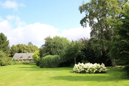 Le Pommenial de la Hérissonnière Отели в г. Ла-Крупт